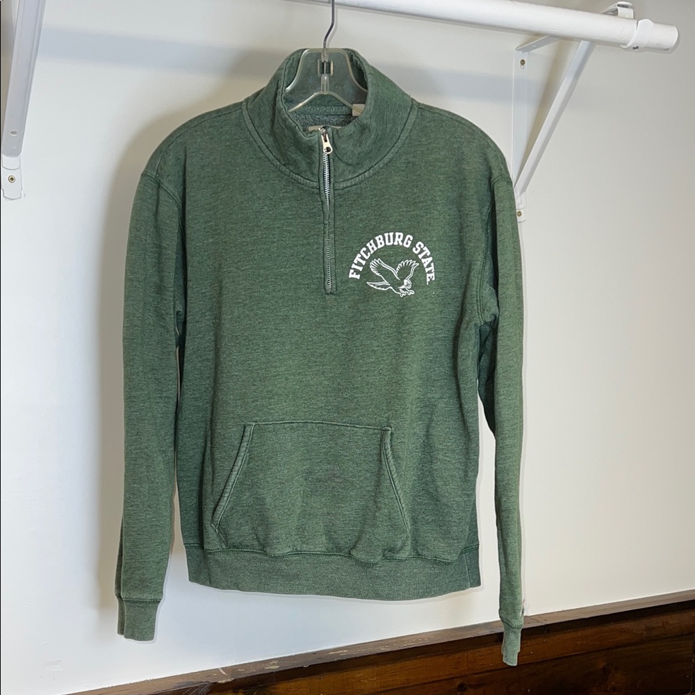 Fitchburg State University MA 1/4 Zip Green Sweatshirt- M